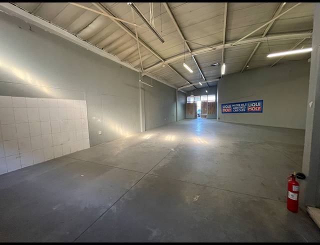 170M² BUSINESS TO LET IN HUGHES